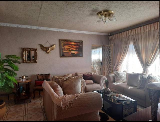 3 BEDROOM HOUSE FOR SALE IN STEELPARK